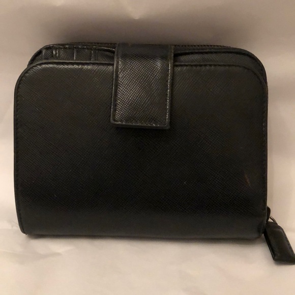 Keeping her - Picture 3 of 8